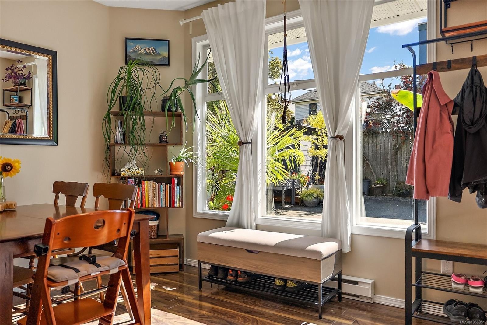 1109 Caledonia Ave, Victoria, BC