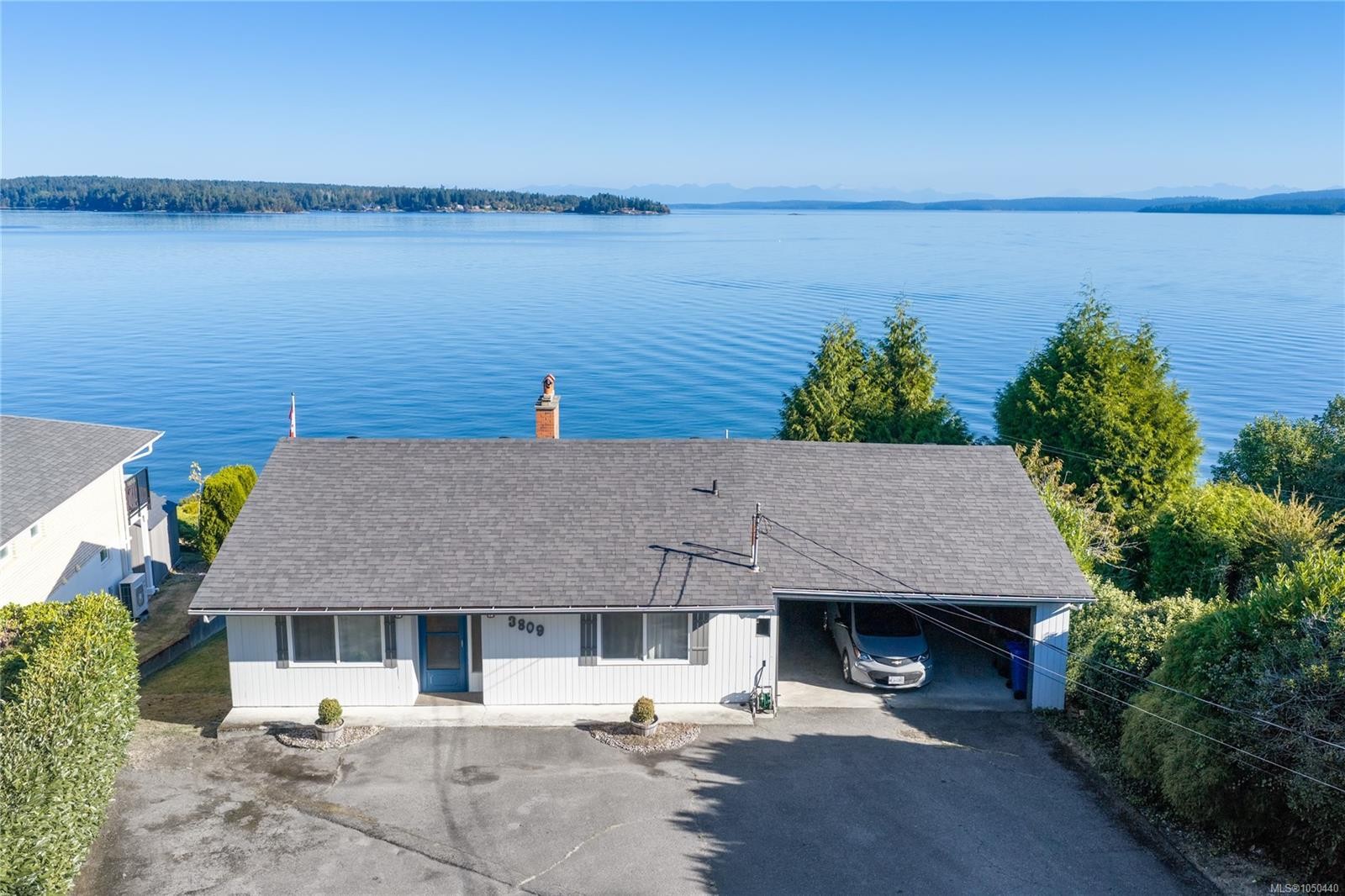 3809 Gardner Rd West, Saltair, BC