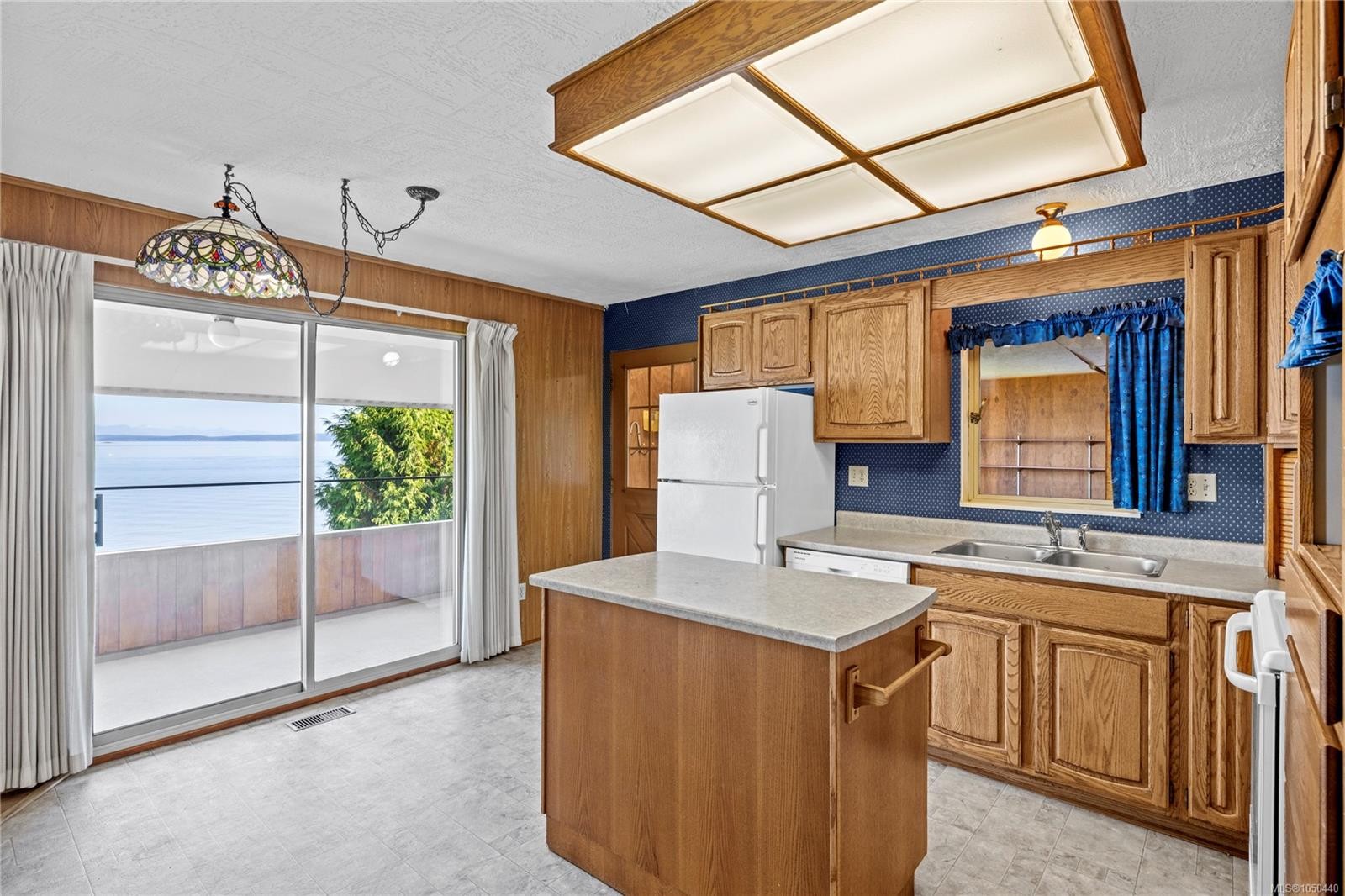 3809 Gardner Rd West, Saltair, BC
