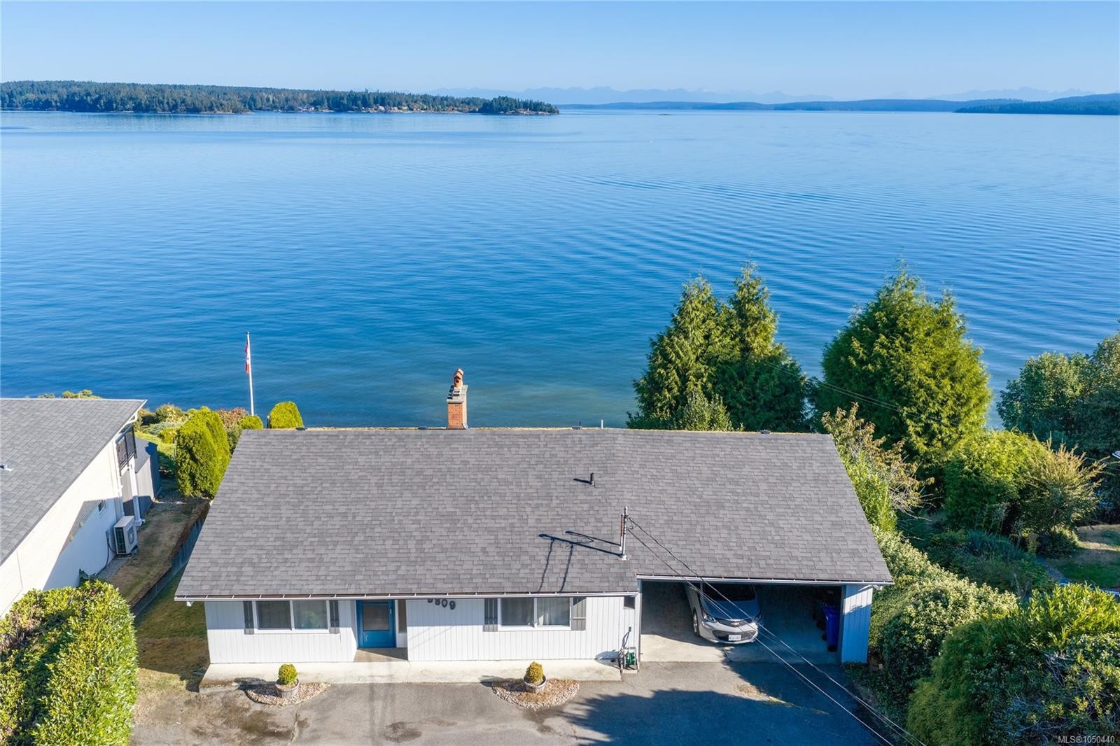 3809 Gardner Rd West, Saltair, BC