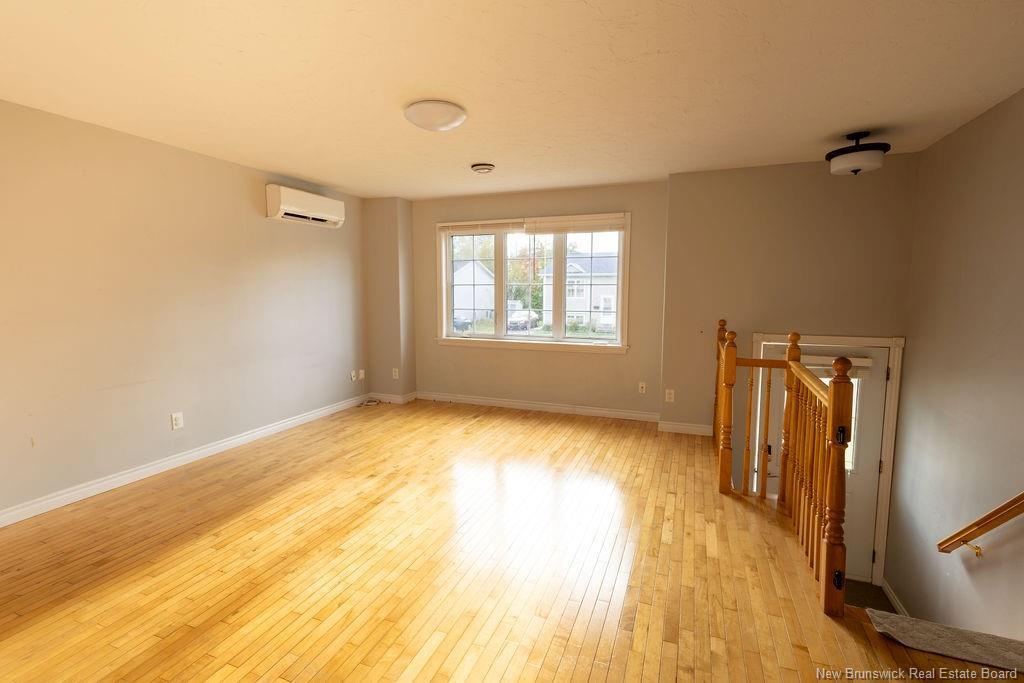 142 Jordan Cres, Moncton, NB