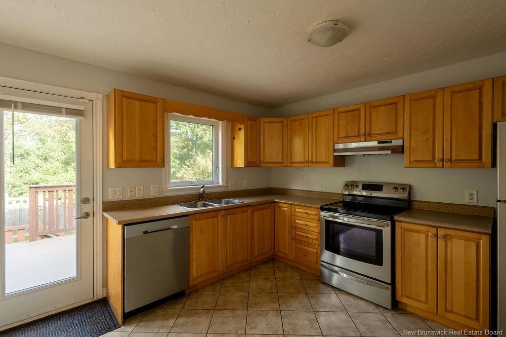 142 Jordan Cres, Moncton, NB