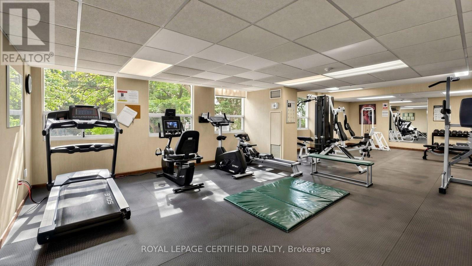 802 - 3650 Kaneff Crescent, Mississauga, ON
