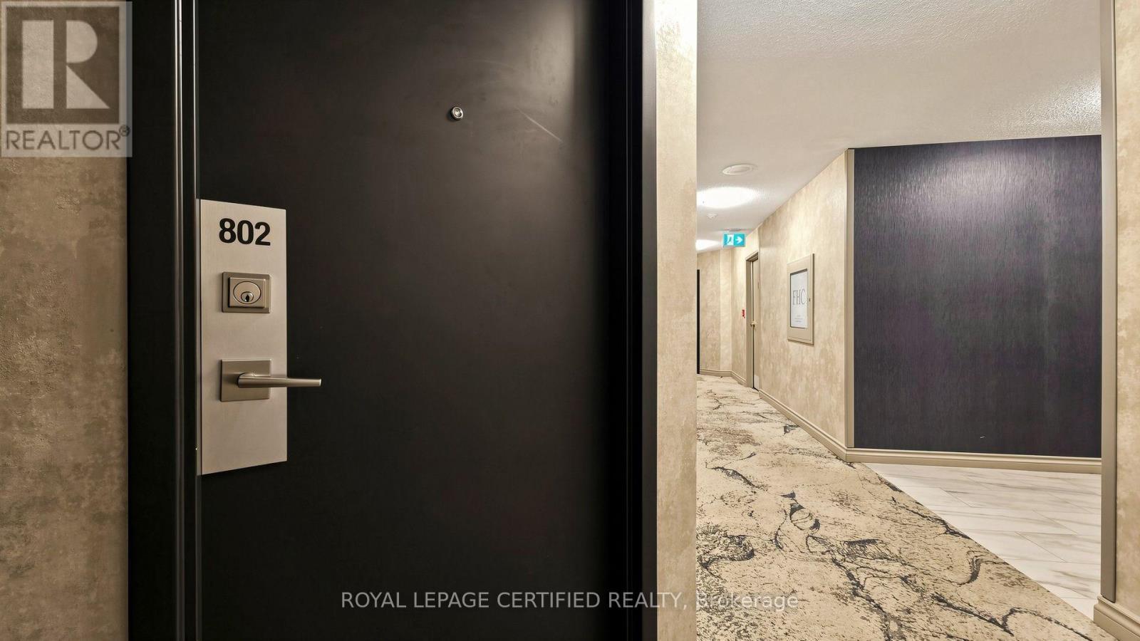 802 - 3650 Kaneff Crescent, Mississauga, ON