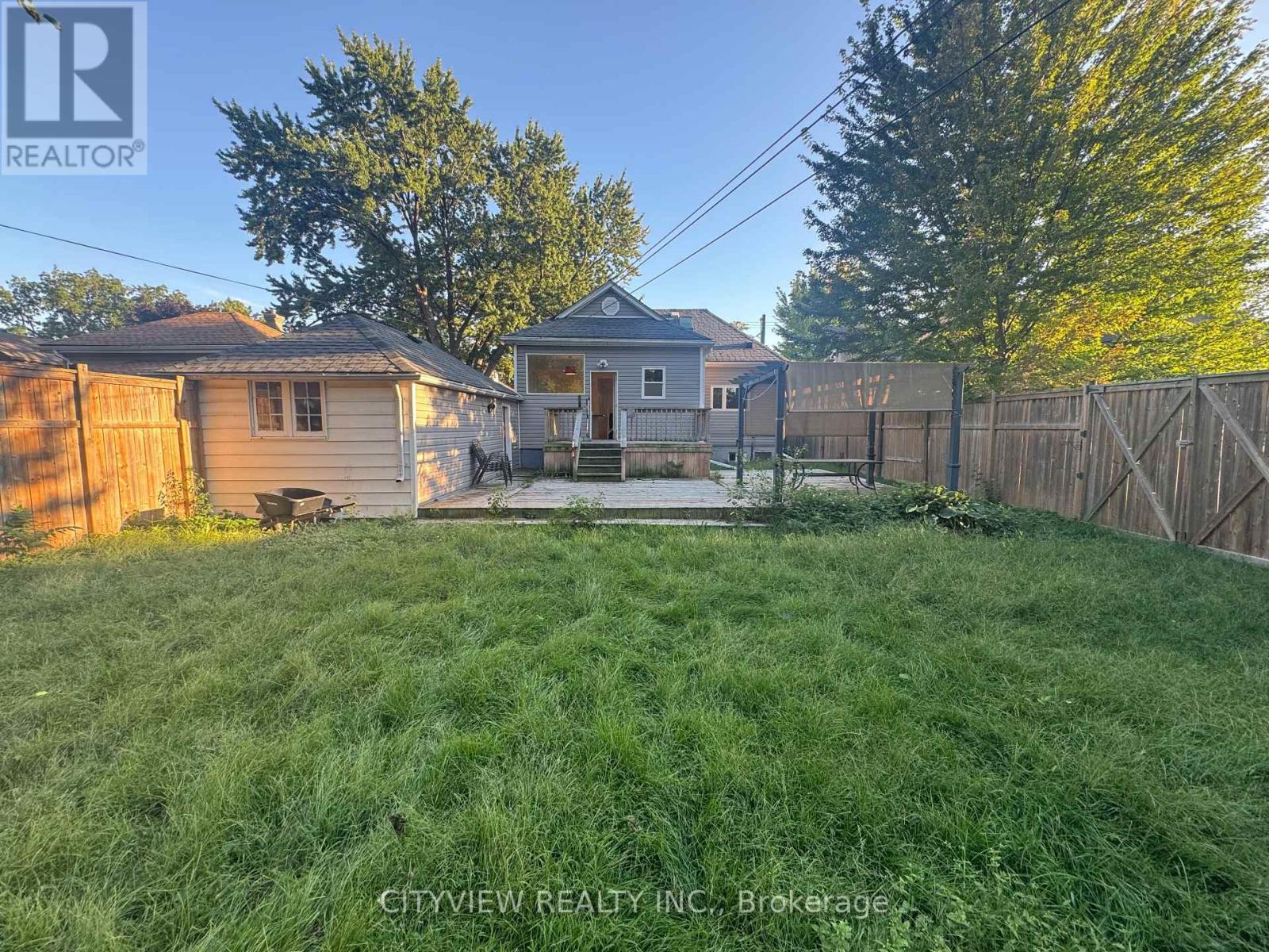 390 George Street, Sarnia, ON