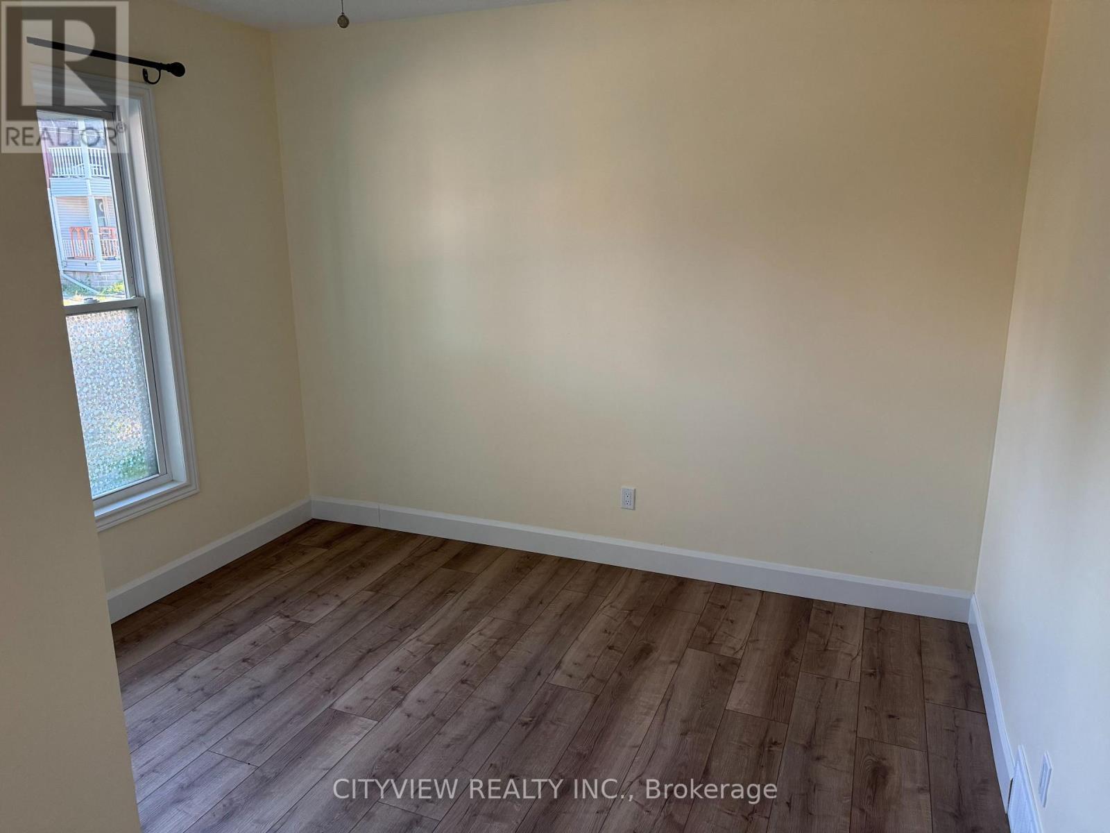 390 George Street, Sarnia, ON