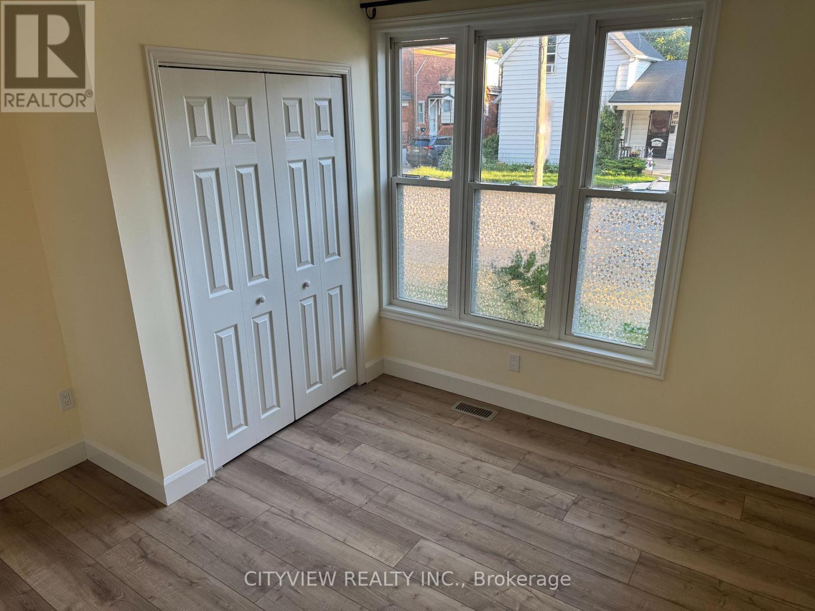 390 George Street, Sarnia, ON