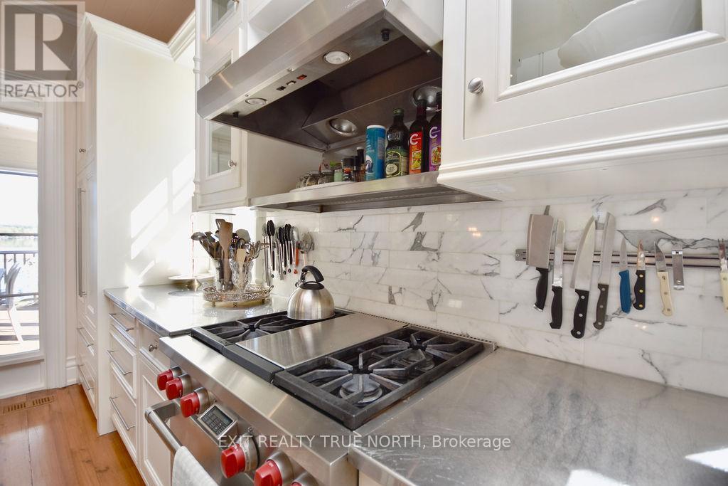 3021 Sandy Bend, Springwater, ON