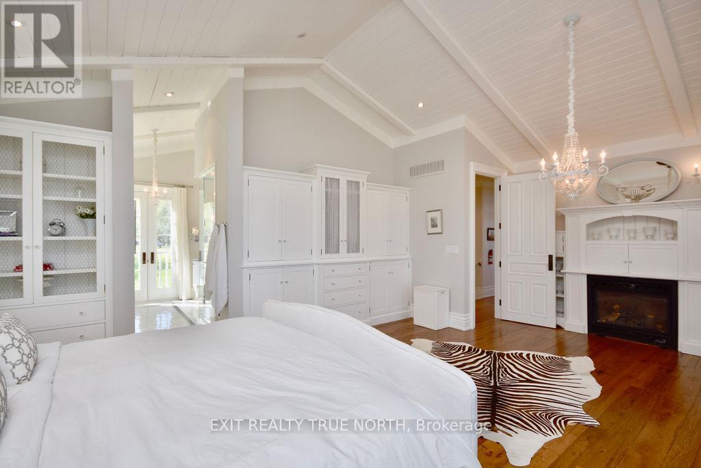 3021 Sandy Bend, Springwater, ON