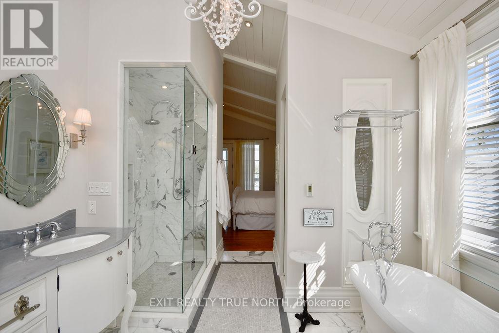 3021 Sandy Bend, Springwater, ON