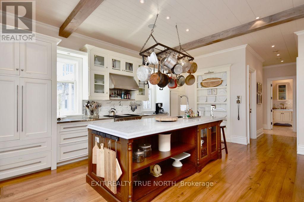 3021 Sandy Bend, Springwater, ON