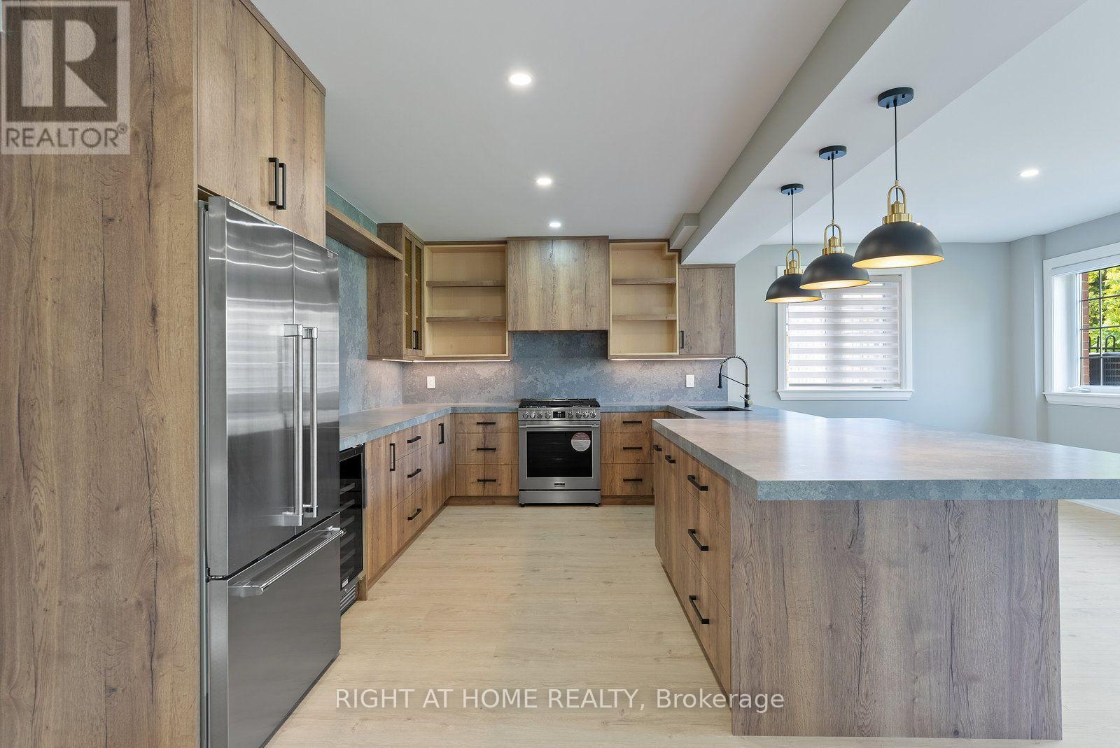 10 Riverwood Terrace, Caledon, ON