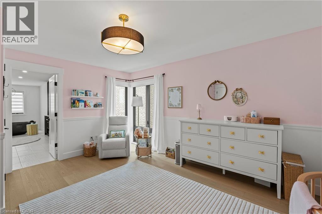 55 Swan Avenue, Fonthill, ON