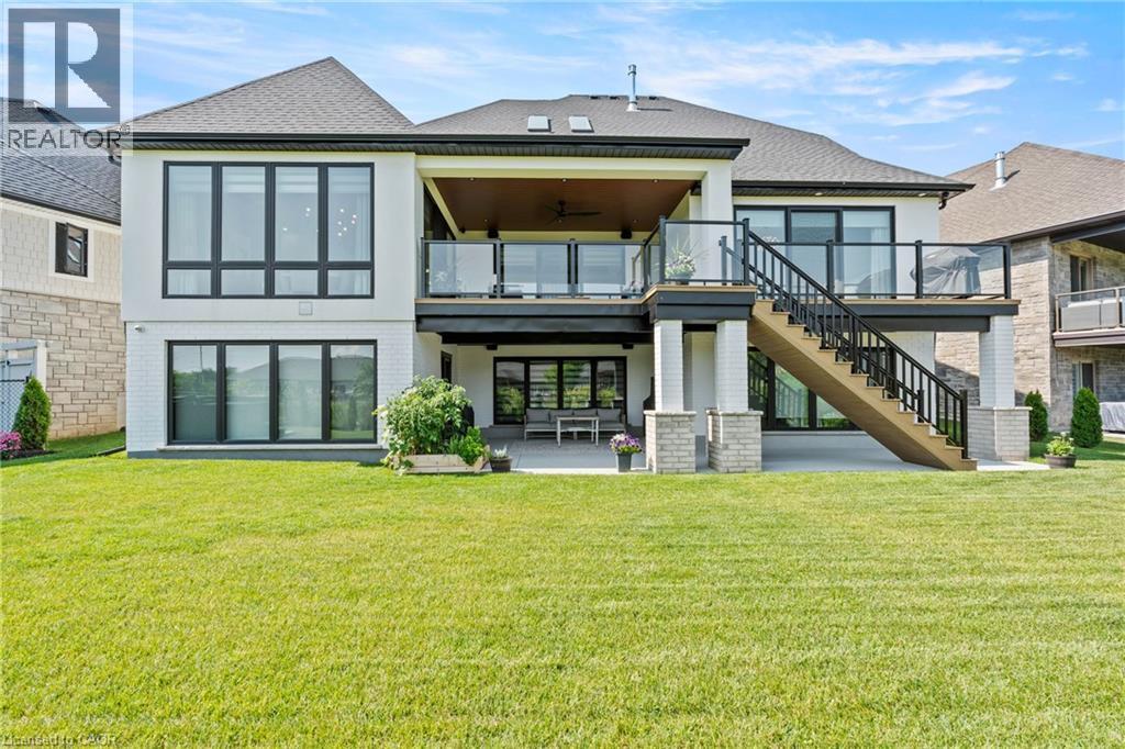 55 Swan Avenue, Fonthill, ON