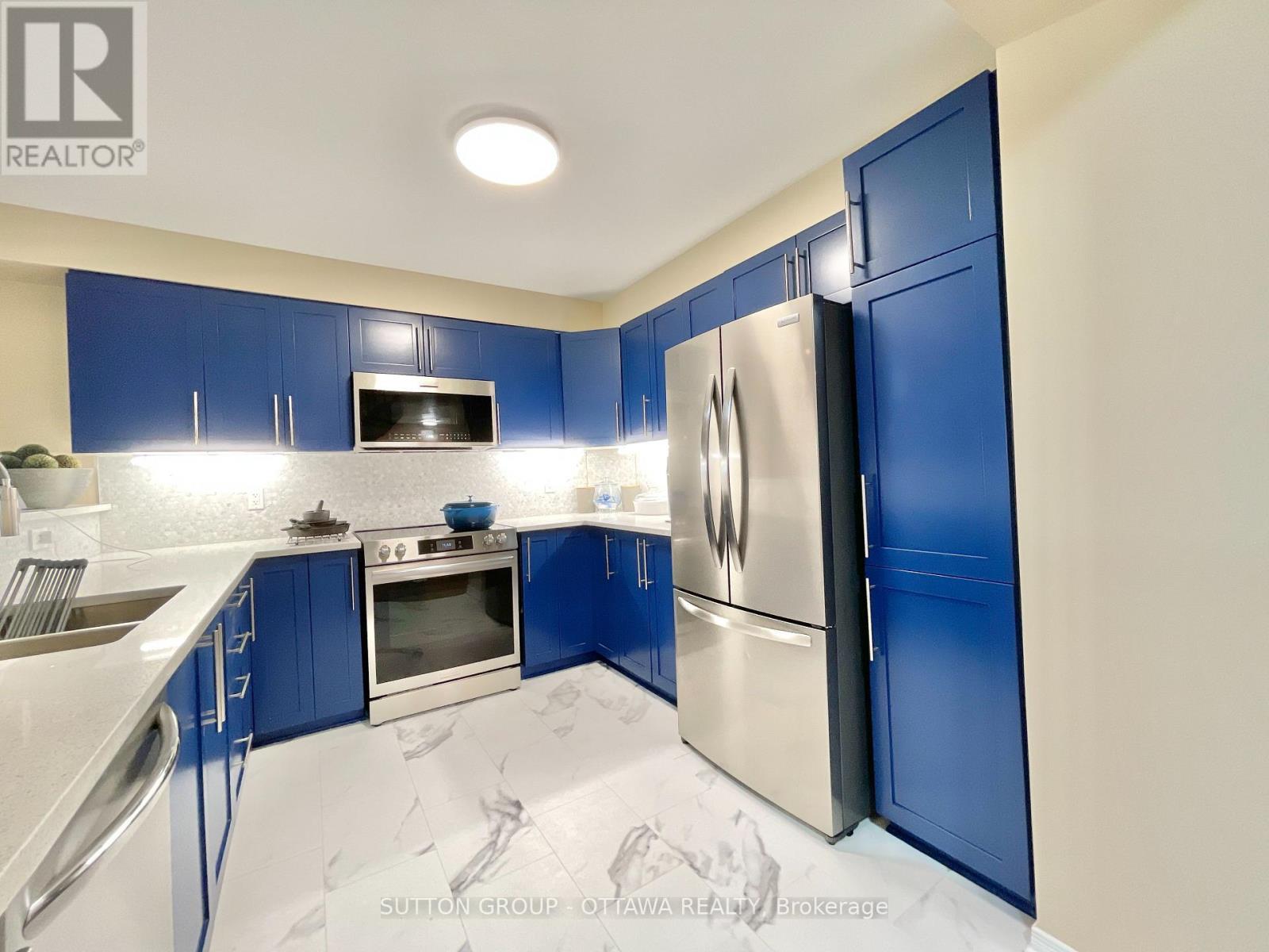 18 - 123 Corinth Private, Ottawa, ON