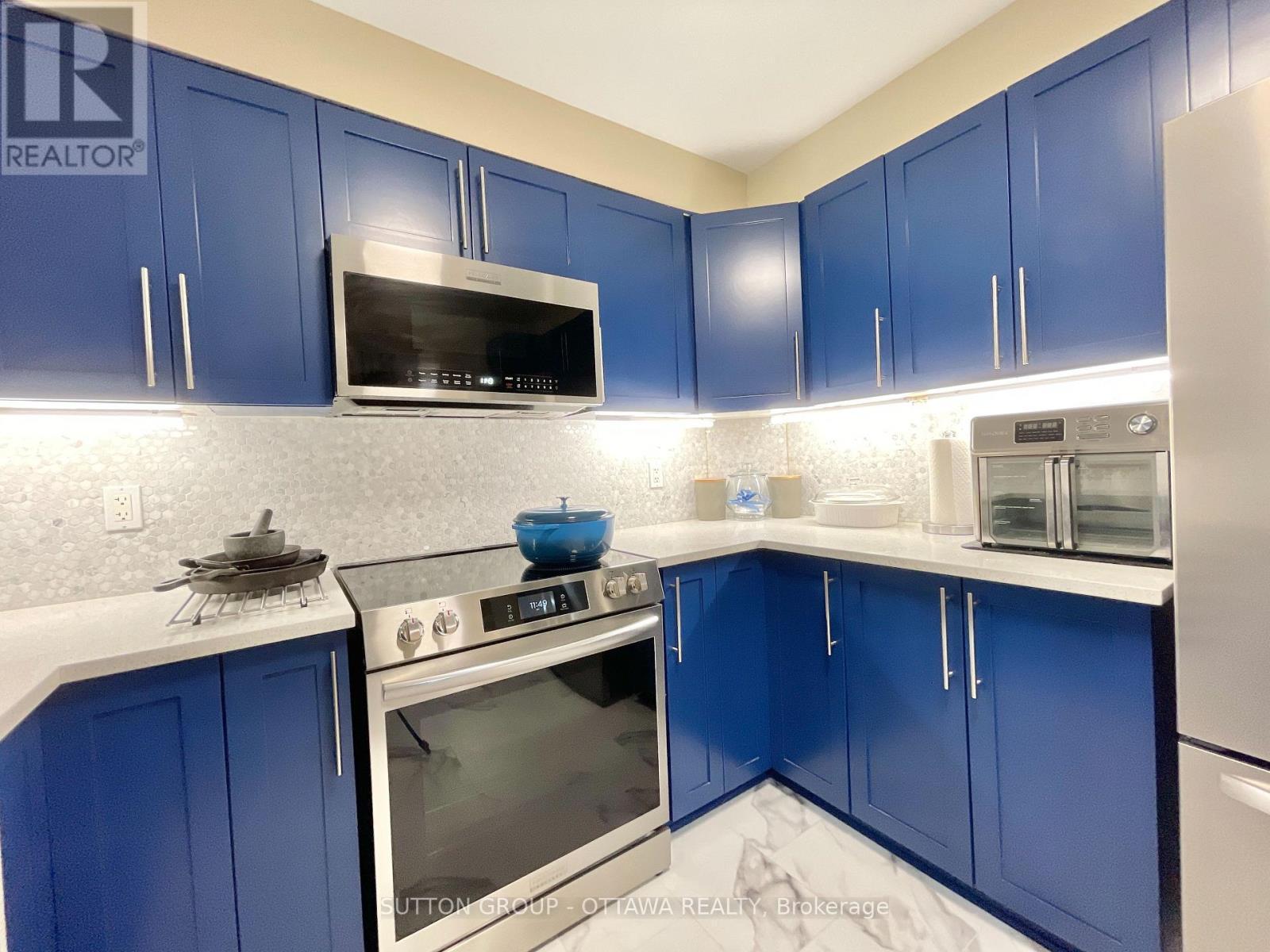 18 - 123 Corinth Private, Ottawa, ON