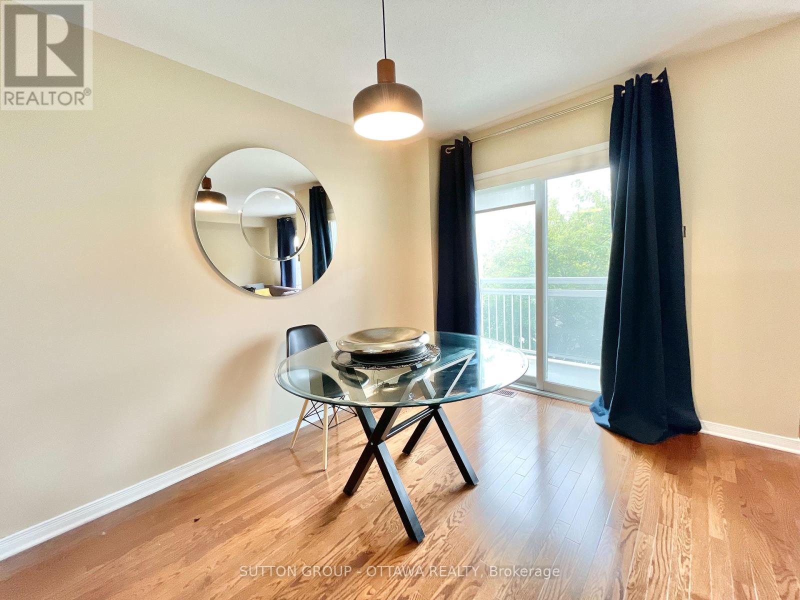 18 - 123 Corinth Private, Ottawa, ON