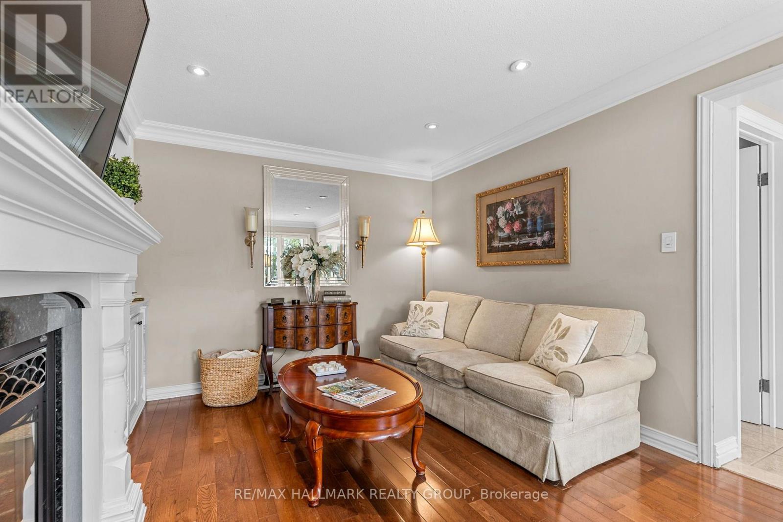 1348 Turner Crescent, Ottawa, ON