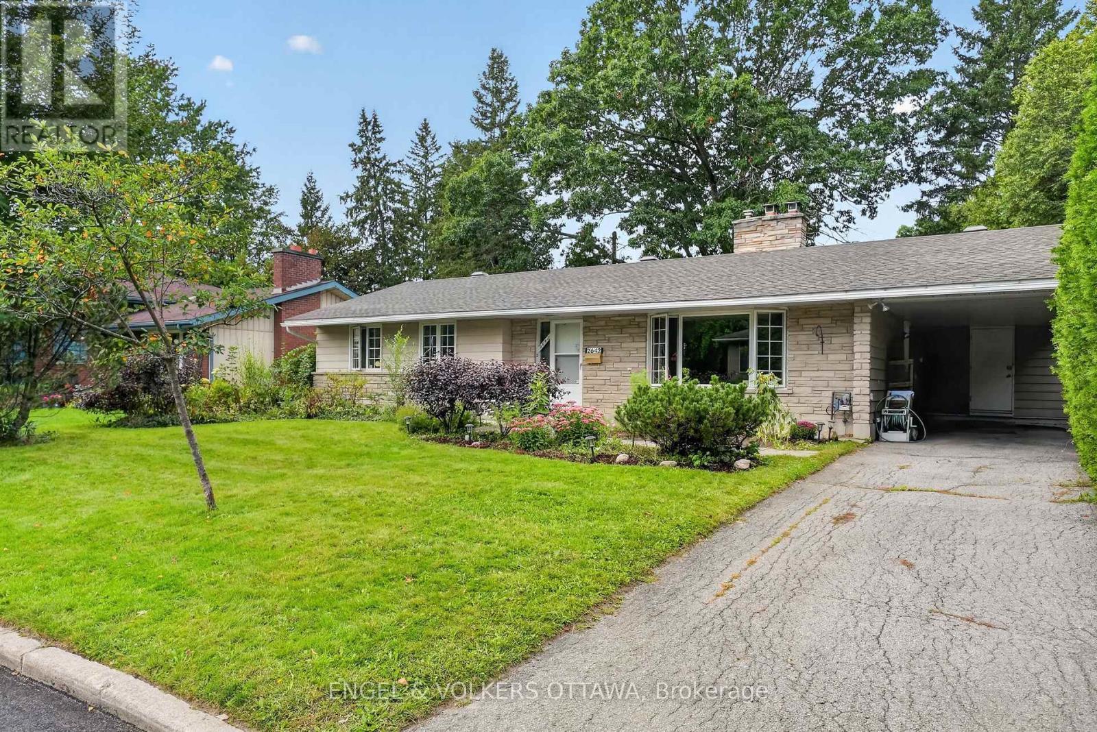 2642 Marble Crescent, Ottawa, ON