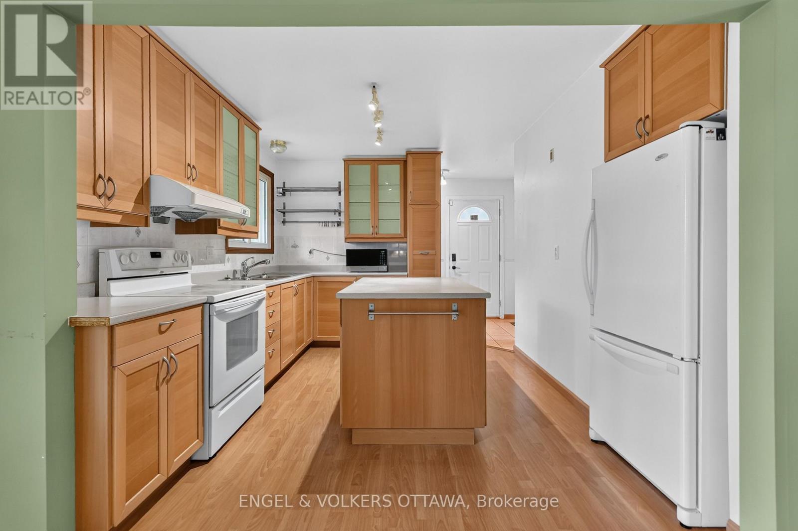 2642 Marble Crescent, Ottawa, ON