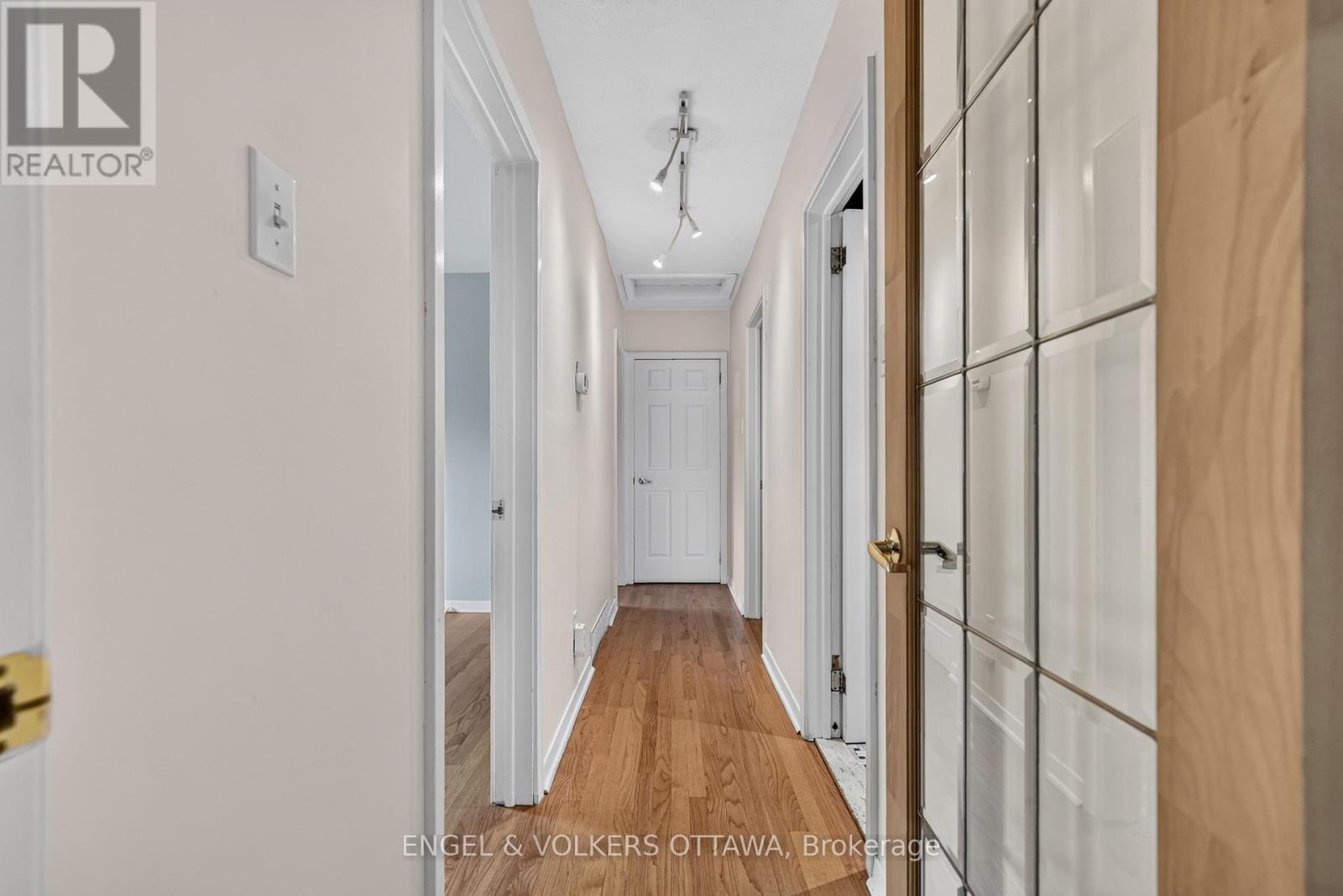 2642 Marble Crescent, Ottawa, ON