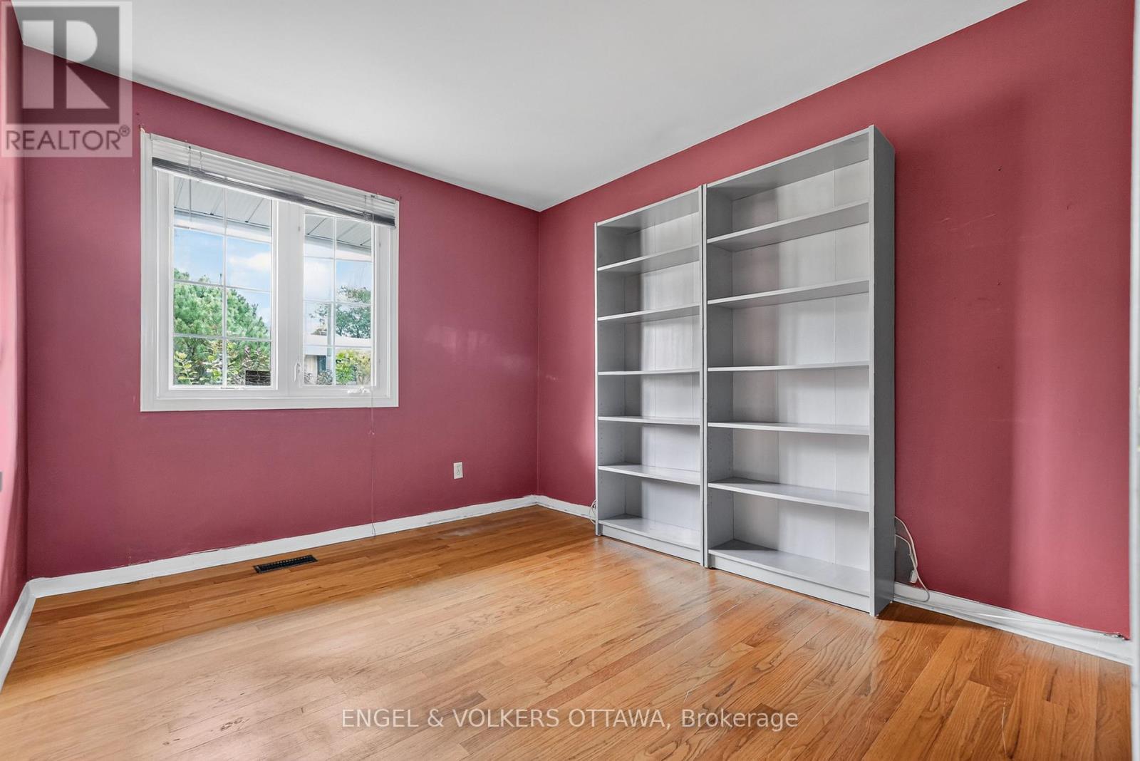 2642 Marble Crescent, Ottawa, ON