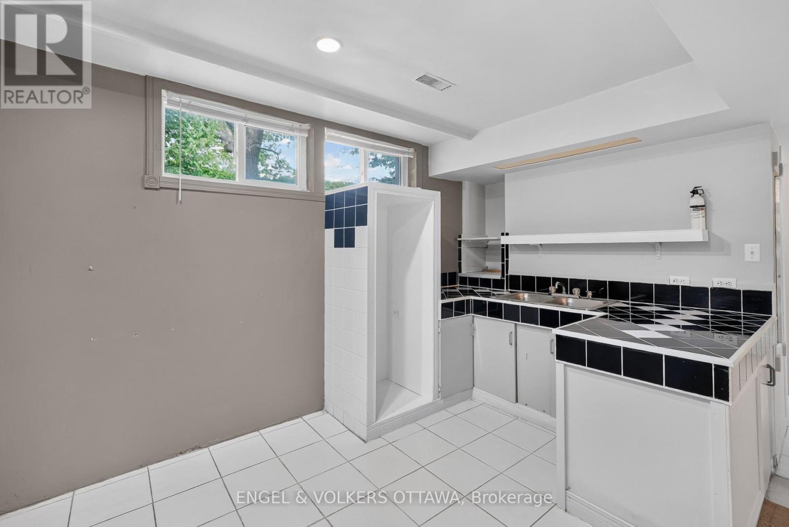 2642 Marble Crescent, Ottawa, ON