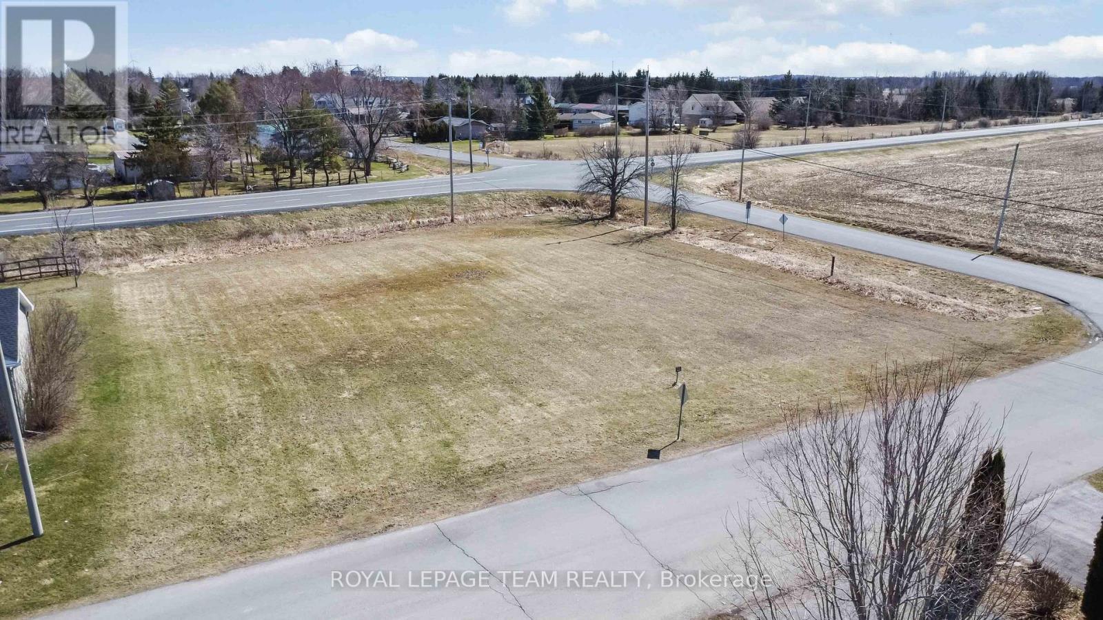 1 Lori Lane, North Dundas, ON