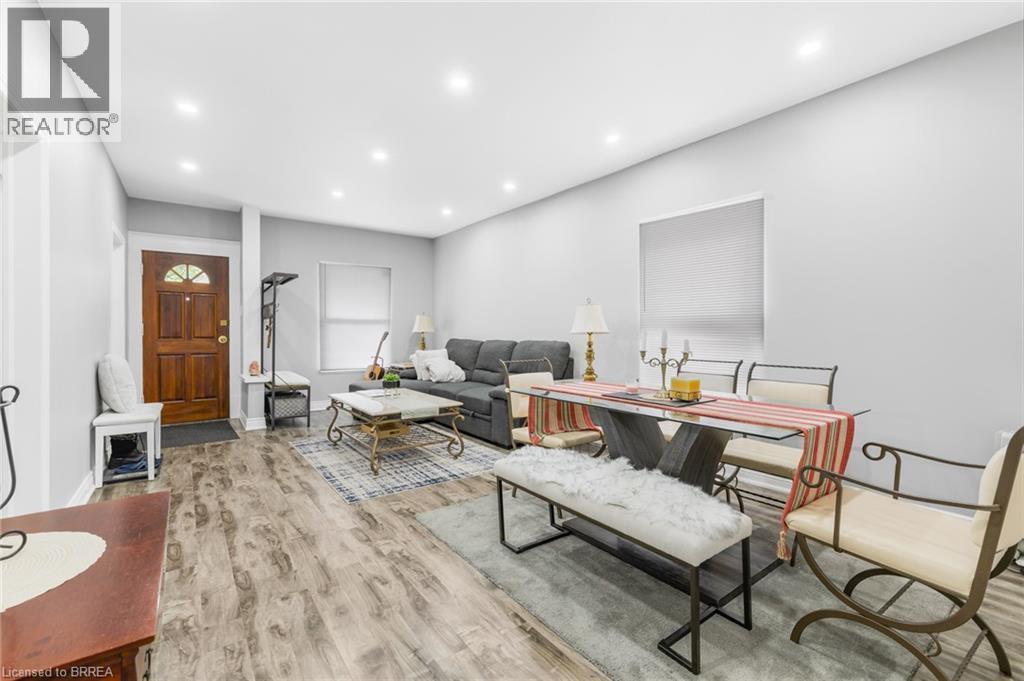 104 Mary Street, Brantford, ON