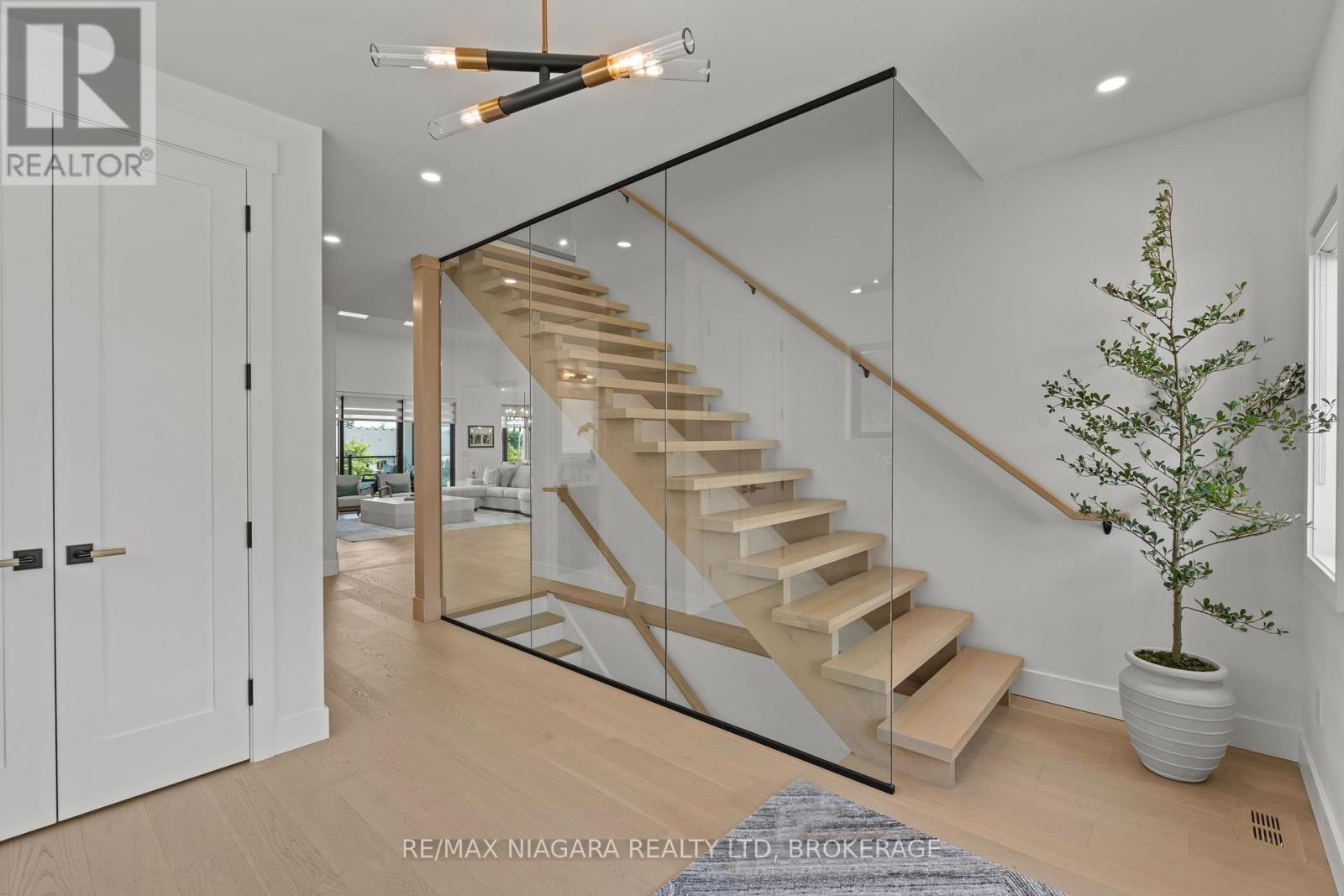 55 Swan Avenue, Pelham (Fonthill), ON