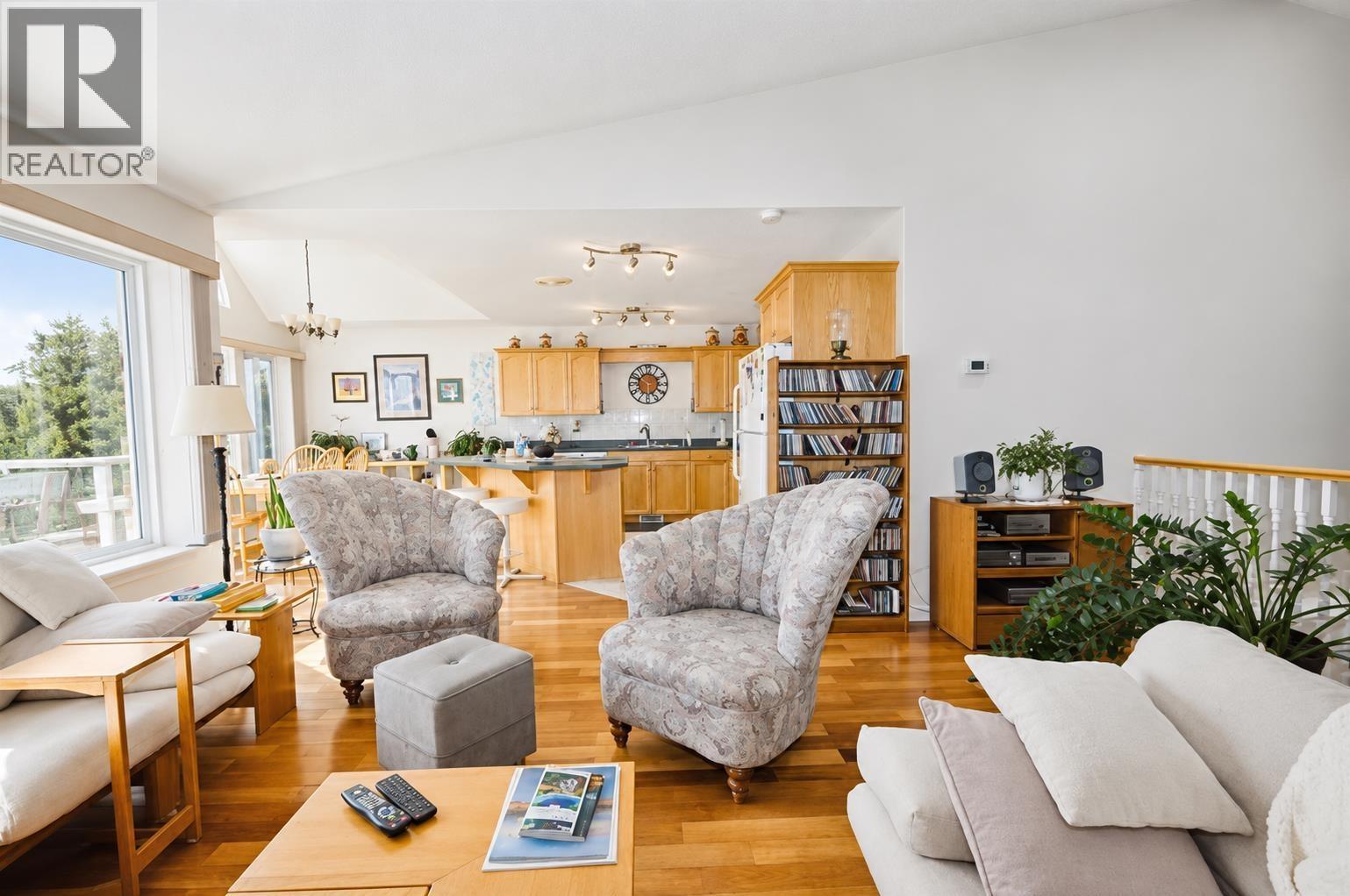 10 11 Eagle Crescent, Williams Lake, BC