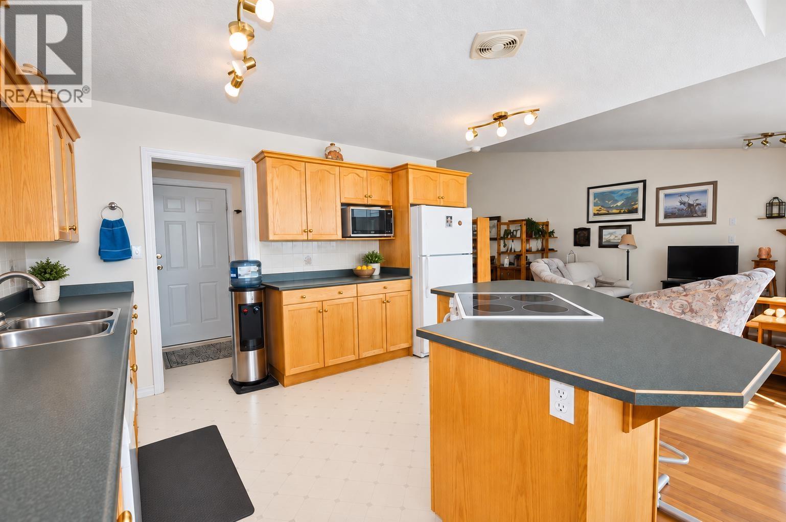 10 11 Eagle Crescent, Williams Lake, BC