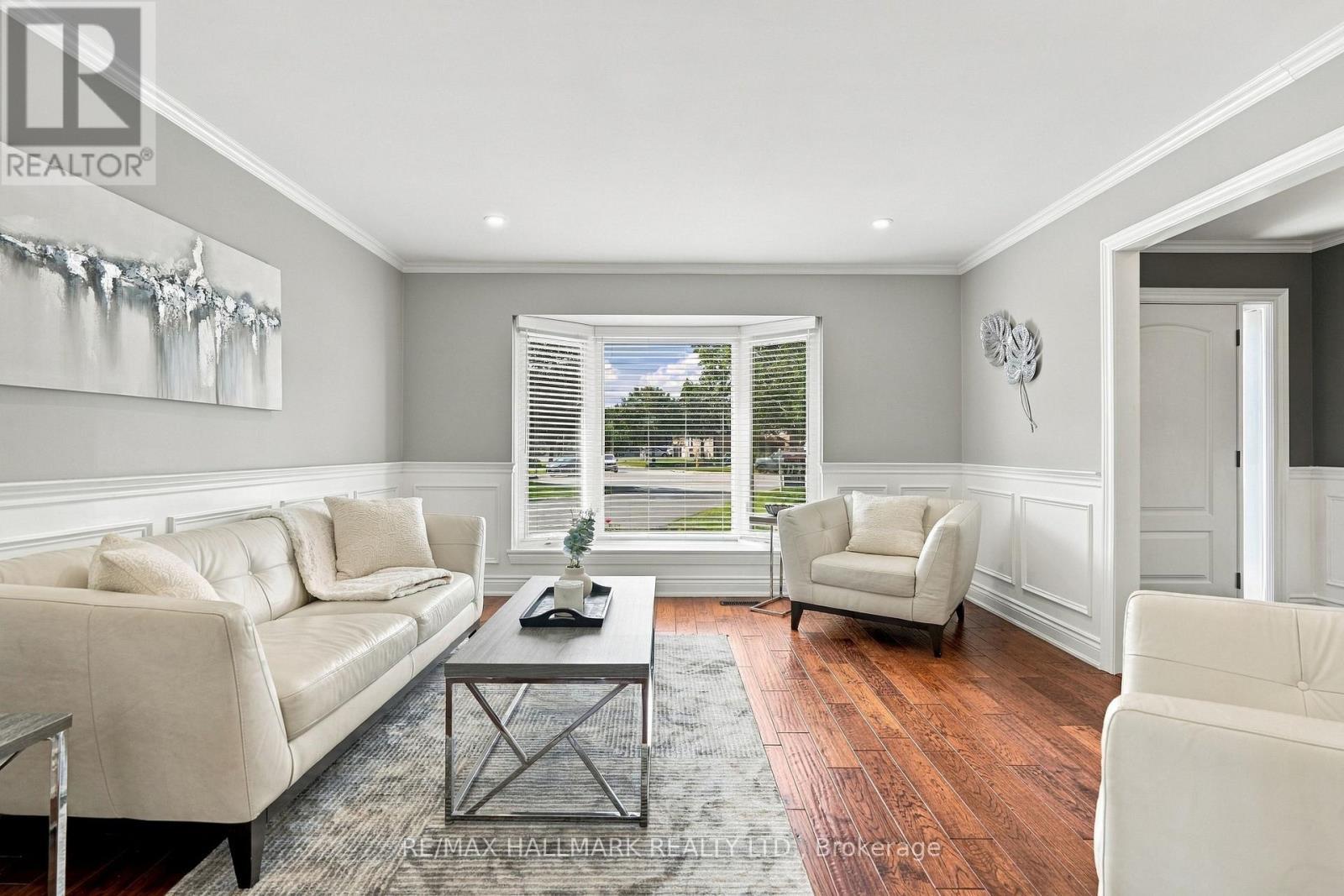 13 Toby Court, East Gwillimbury, ON
