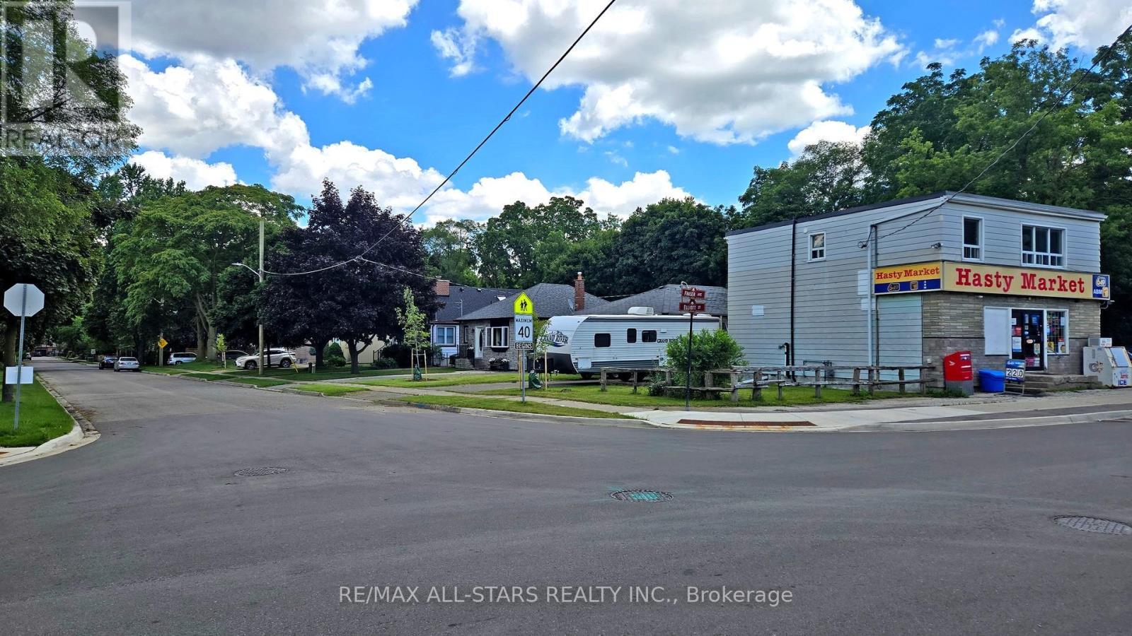88 Elliott Street, Brampton, ON