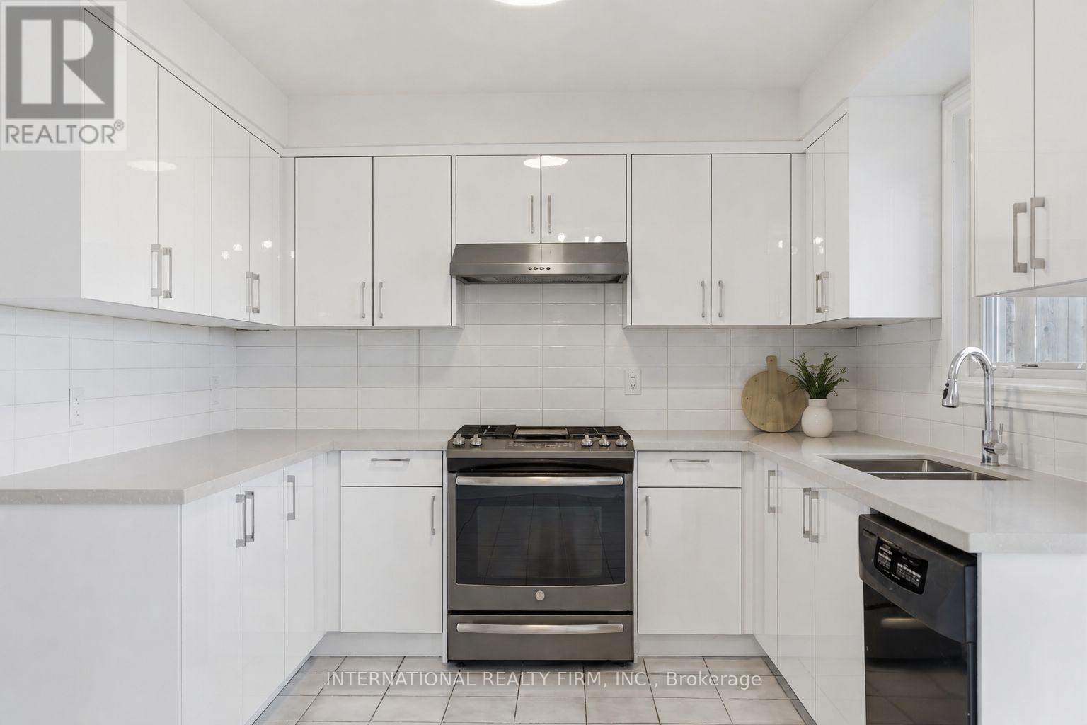 48 De Rose Avenue, Caledon, ON