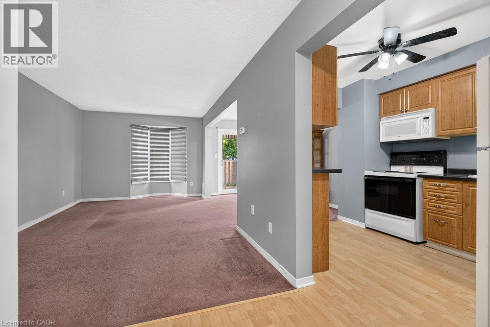 2 Royalwood Court Unit# 20, Stoney Creek, ON