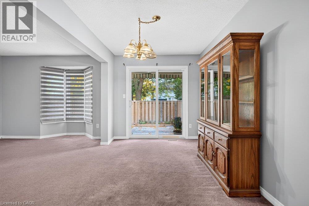 2 Royalwood Court Unit# 20, Stoney Creek, ON
