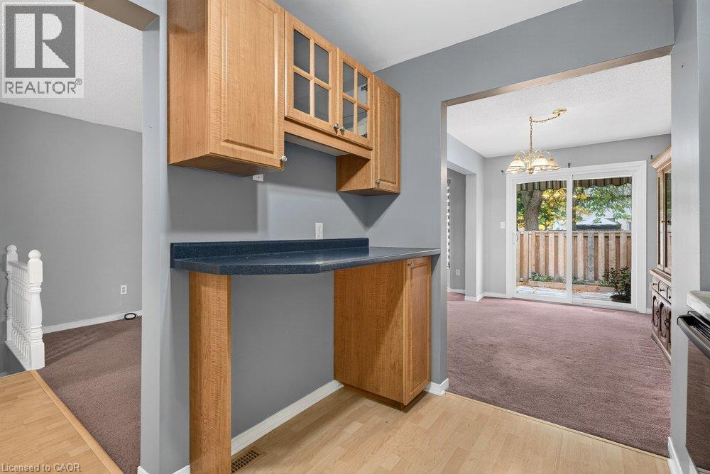 2 Royalwood Court Unit# 20, Stoney Creek, ON