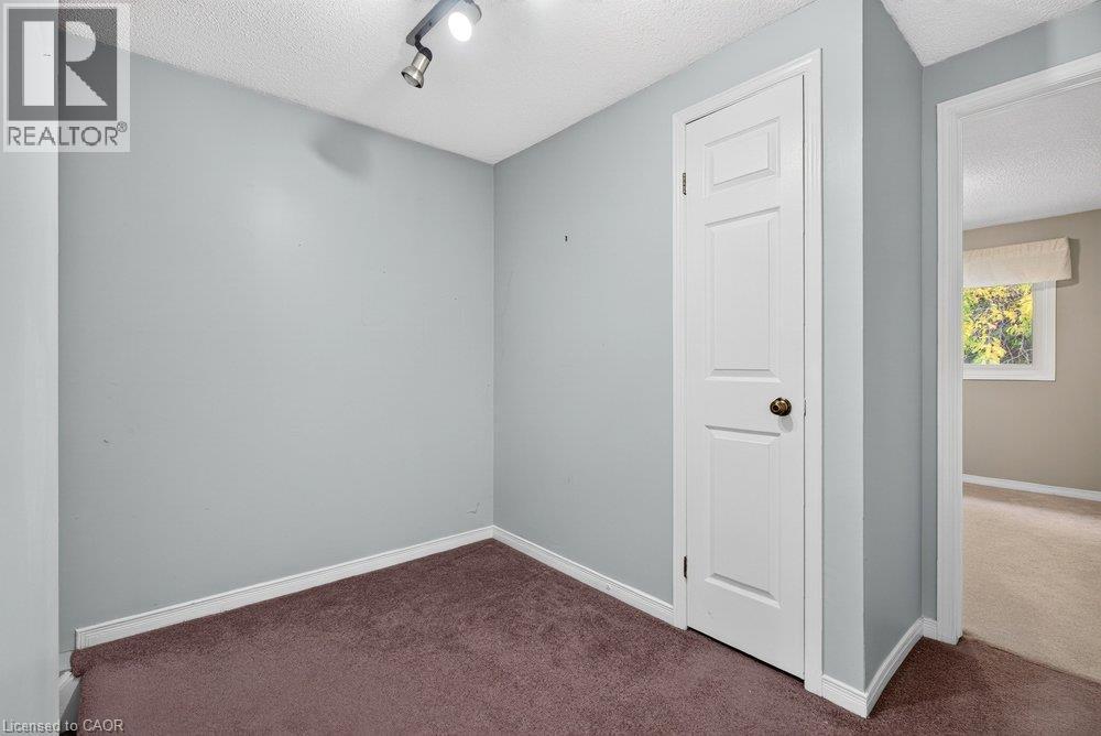 2 Royalwood Court Unit# 20, Stoney Creek, ON