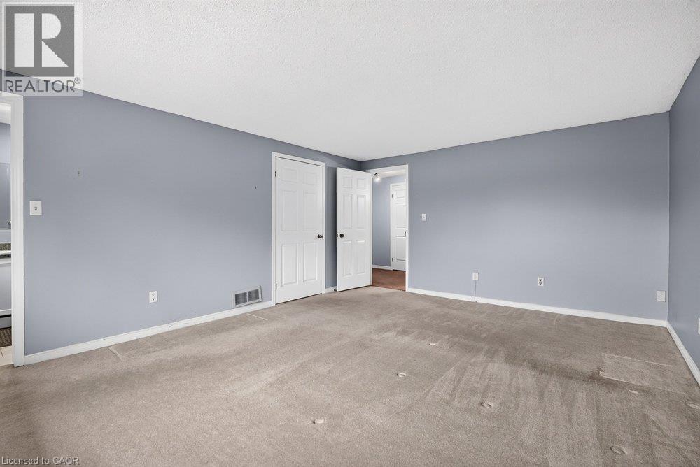 2 Royalwood Court Unit# 20, Stoney Creek, ON