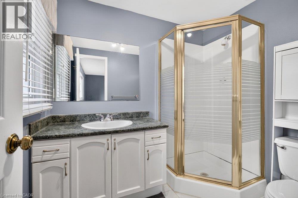2 Royalwood Court Unit# 20, Stoney Creek, ON
