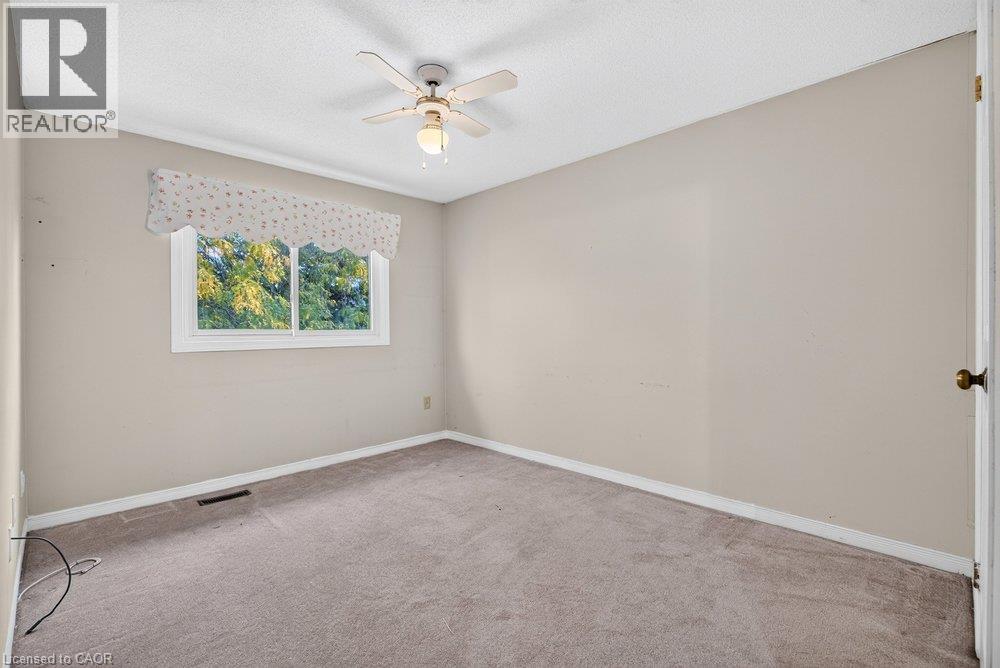 2 Royalwood Court Unit# 20, Stoney Creek, ON