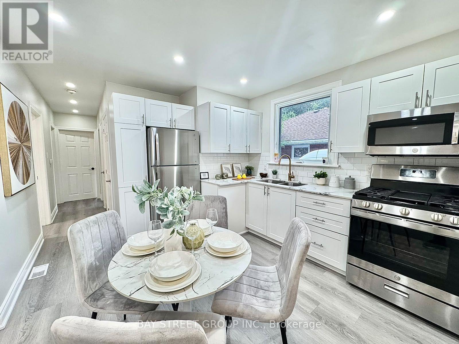 351 East 27Th Street, Hamilton, ON