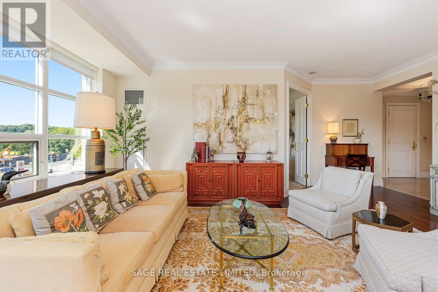 505 - 10 Old York Mills Road, Toronto, ON