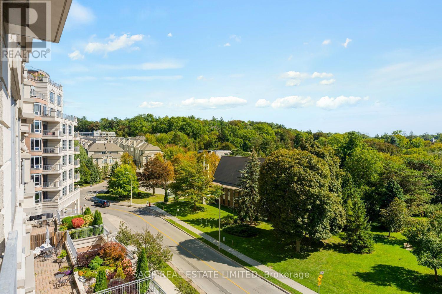 505 - 10 Old York Mills Road, Toronto, ON