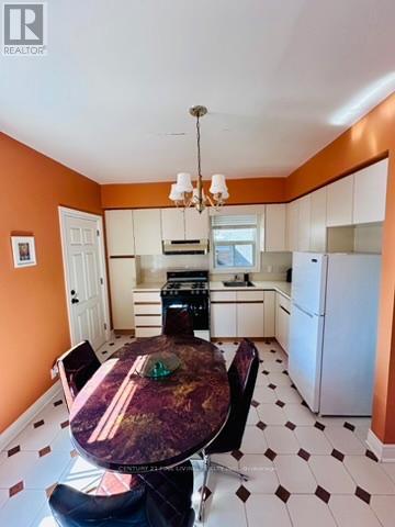 382 Roxton Road, Toronto, ON