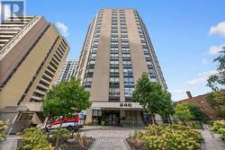 1401 - 240 HEATH STREET W Toronto, ON M5P 3L5