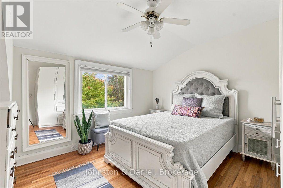 118 Merrill Avenue E, Toronto, ON