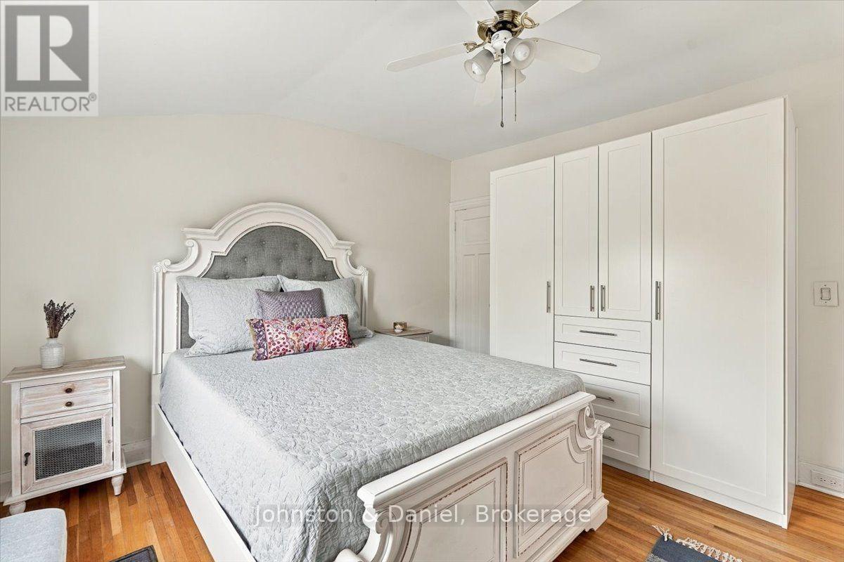 118 Merrill Avenue E, Toronto, ON