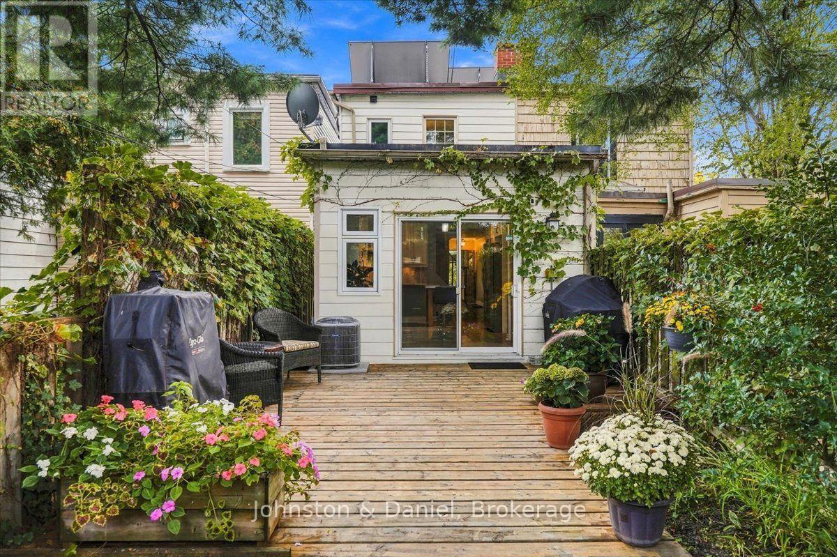 118 Merrill Avenue E, Toronto, ON